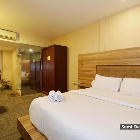 Magnolia Hotel Τζακάρτα Εξωτερικό φωτογραφία